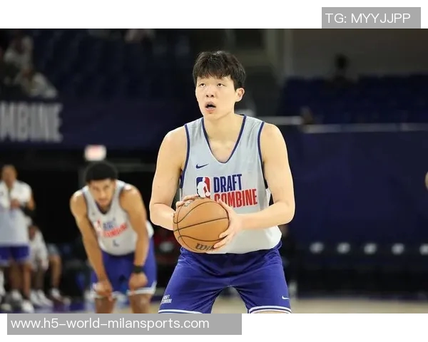 曾令旭点评杨瀚森首秀表现称其需时间适应国内篮球环境 曾令旭点评杨瀚森首秀表现称其需时间适应国内篮球环境