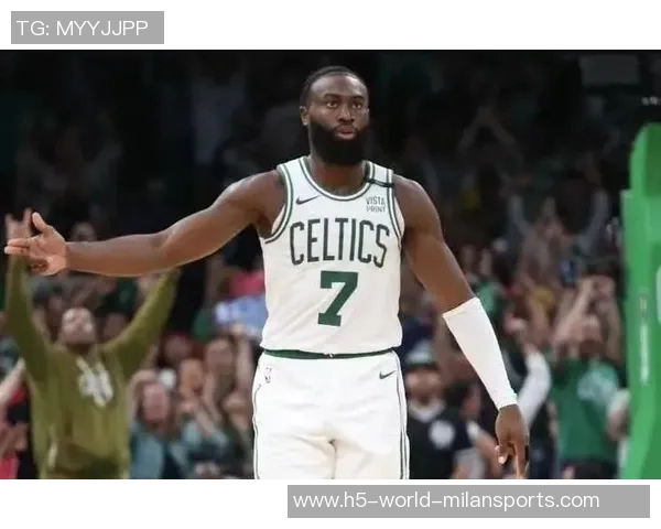 张佳玮点评杰伦布朗次节表现绿军实力展现超越战绩的深度分析